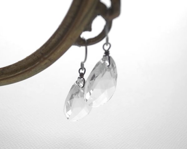 画像2: 【Kanami bijoux】  スワロフスキードロップ ピアス (2)