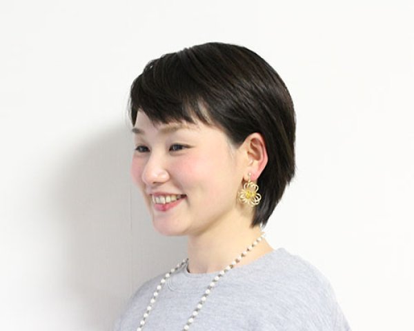 画像3: 【Kanami bijoux】 マットゴールドスワロフスキーフラワーピアス(イエロー) (3)