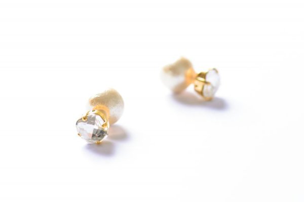 画像2: 【MASALO】  一粒スワロフスキー パールキャッチピアス（ミニサイズ） (2)