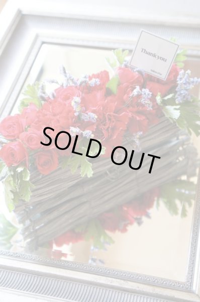 画像2: 2025【生花】母の日のテーブルアレンジメント　（赤） (2)