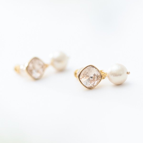 画像7: 【MASALO】 スワロとコットンパールのピアス（2色展開） (7)